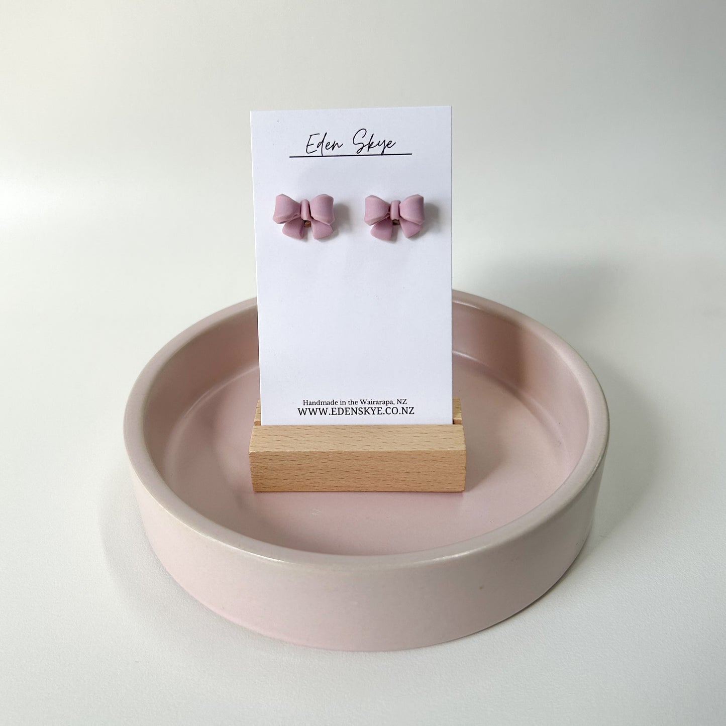 3D Bow Stud - Lilac