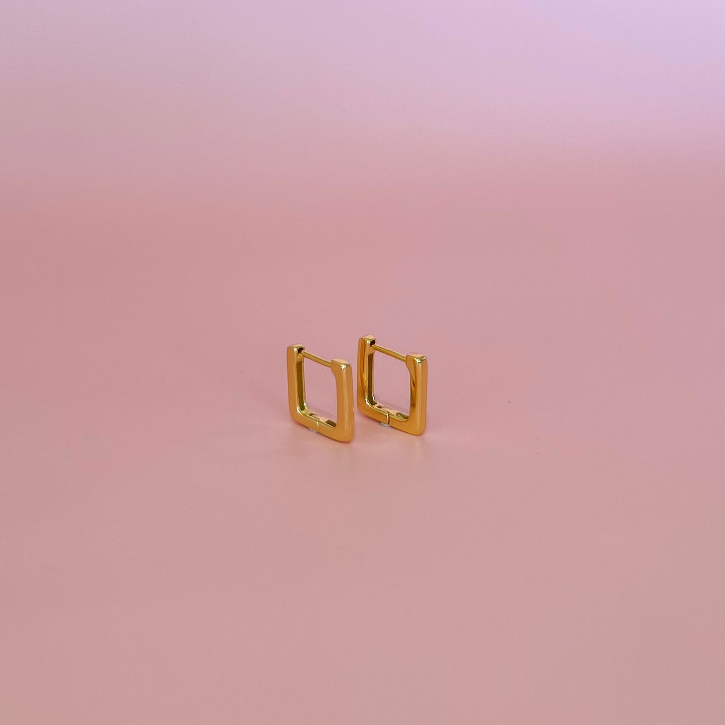 Leah Huggies - Gold