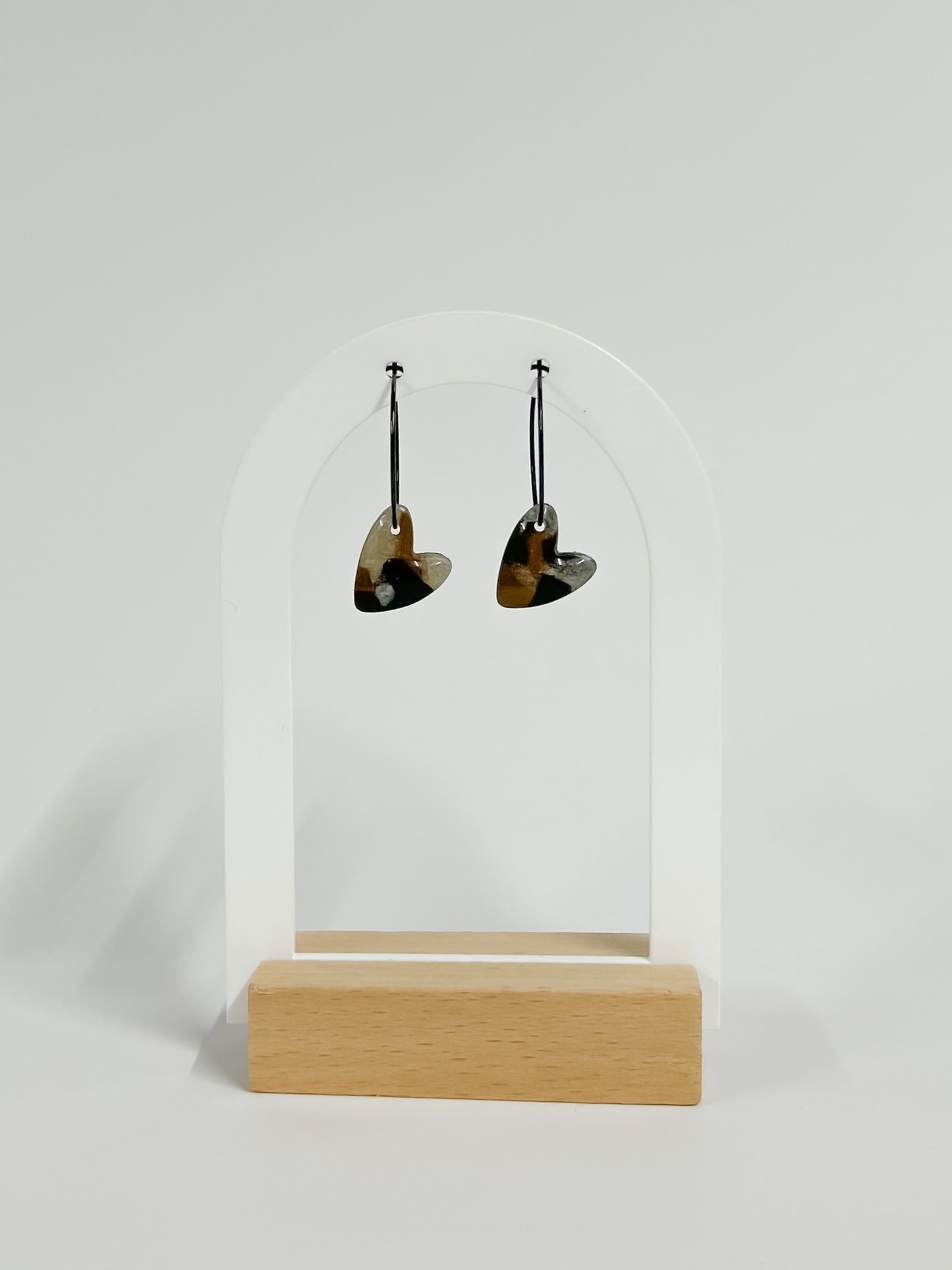 Heart Hoop Earrings - Tortoiseshell Look With Resin Coating - Black Hardware