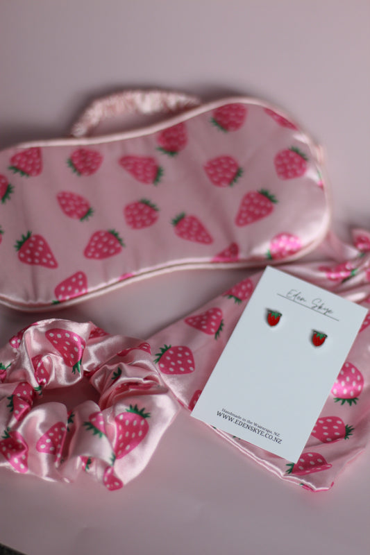 Strawberry Dreams Gift Box