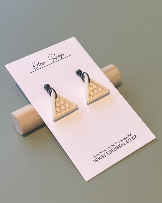 Ake Dangles - Bone Look