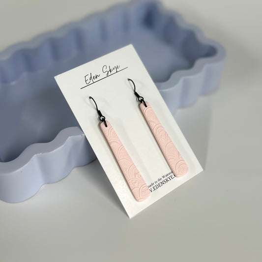 Geo Drop - PALE PINK QUINN