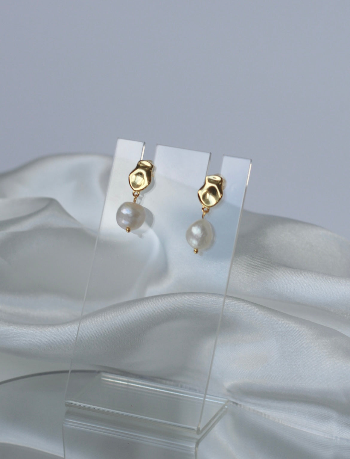 Ella Freshwater Pearl Drops - Gold