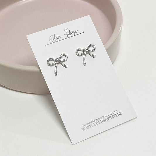 Bow Studs - Silver