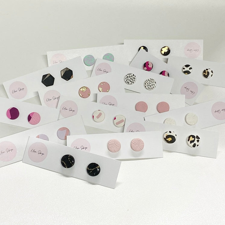 LUCKY DIP STUDS