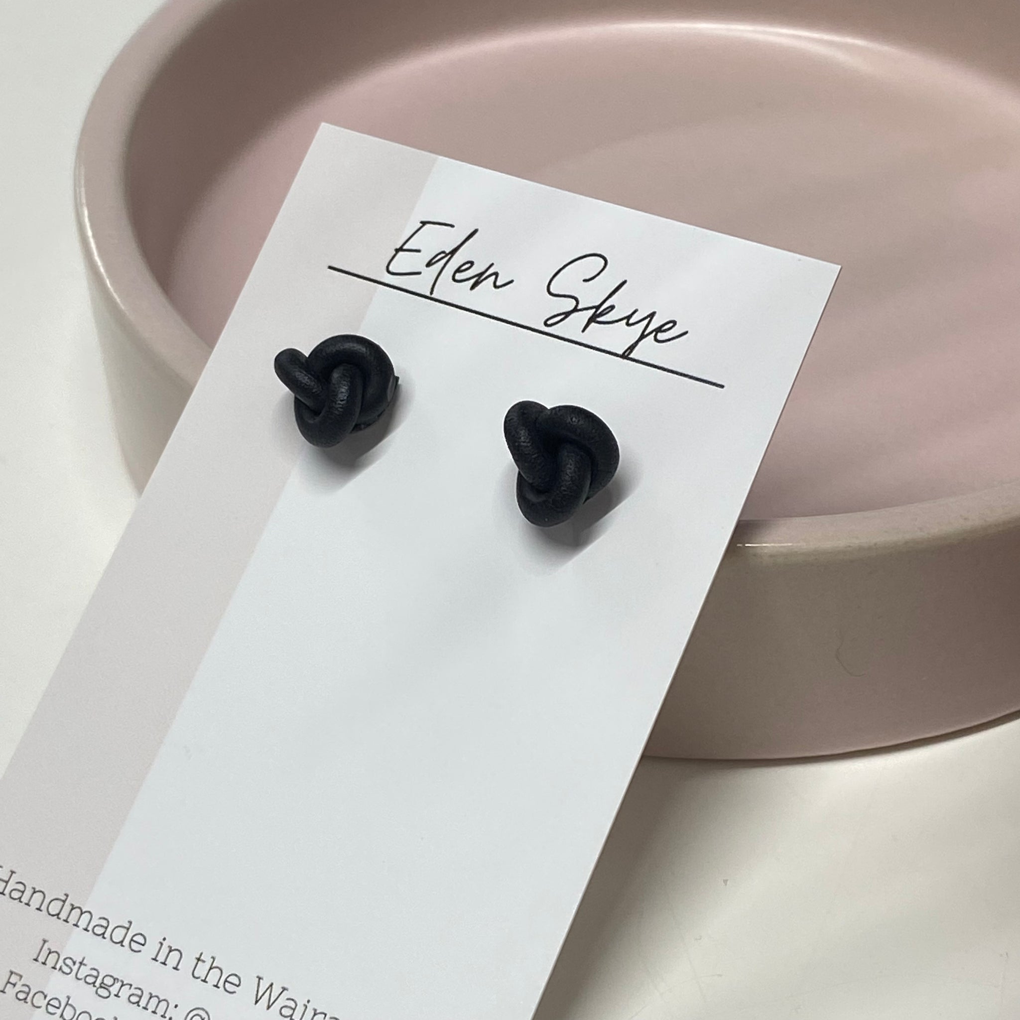 Knotted Studs - BLACK